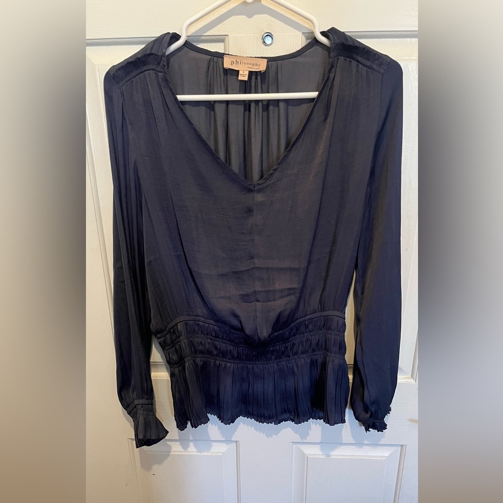 Philosophy Republic Women's Large Gray Blue Long Sleeve Pleated Peplum Blouse